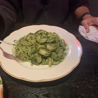 Linguine al Pesto with Shrimp