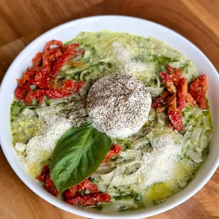 Penne Pesto Burrata