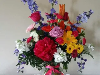Shelley's Florist & Gifts