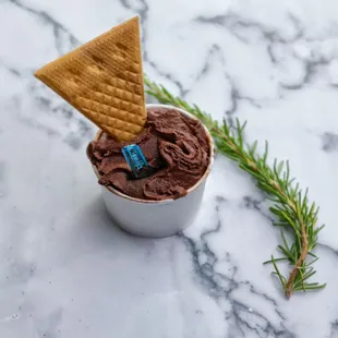 The gelato is pretty amazing.  I remember getting this years ago in SF, but can't find it anymore.  Surprised to find it in Rancho Cordova.