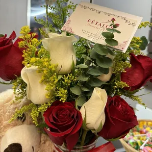 I order a flower arrangement for a birthday and the flowers were really nice. Had good quality highly recommended.