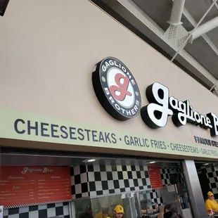 the outside of the restaurant