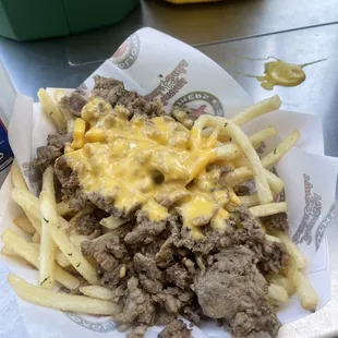 Cheese steak garlic fries. Amazing !!!