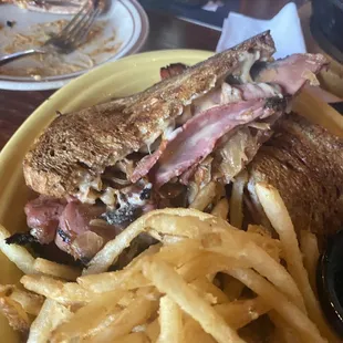Pastrami Ruben