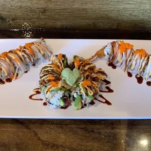 Magic shrimpkrab roll and Men roll