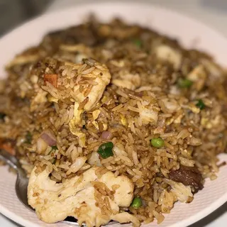 Combo Fried Rice (w. Chicken, Beef, & Shrimp)