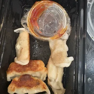 Pan-Fried Pork Dumplings (6)