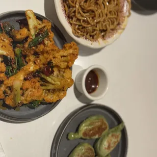 Pan Fried Veggie Dumpling (4)