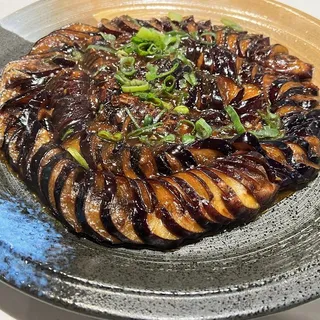 Dragon Eggplant w. Spicy Garlic Sauce