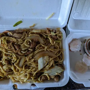 Beef Lomein and shrimp dumplings.