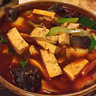 66. Hot and Numbing Flounder with tofu in Clay Pot