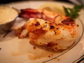 Joe's Seafood Prime Steak & Stone Crab