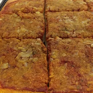 Sfincione(sfin chu ni) Thick crust meatless Pizza