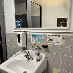 Women&apos;s restroom