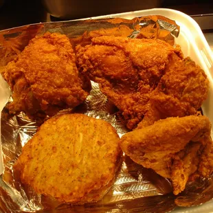 chicken wings and fried chicken, bbq chicken, chicken wings, food, fried chicken, bbq wings, fried chicken wings, chicken, poultry