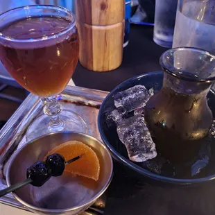 Manhattan cocktail service
