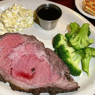 House special prime rib (8 oz) - perfect medium rare, was very good, but we still liked their ribeye steak even more (12/2023)