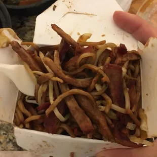 Pork like mein, tons of pork