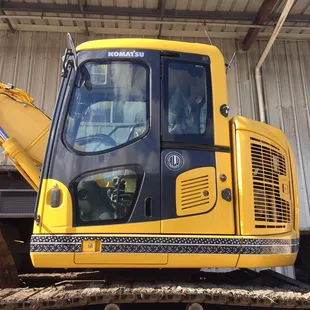 Used the tribal pattern from the logo to create a wrap around this excavator for ALU Services