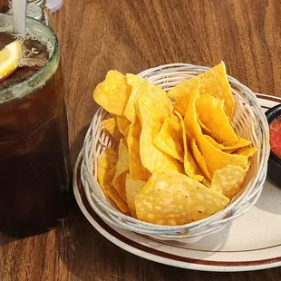 Crispy chips &amp; spicy salsa