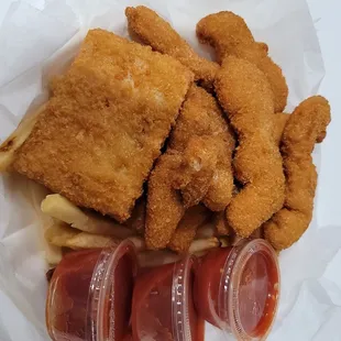 Shrimp and Fish Combo with French Fries