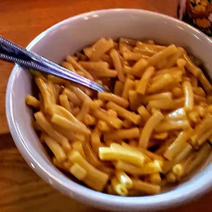 Mac and Cheese at Pete's Garage