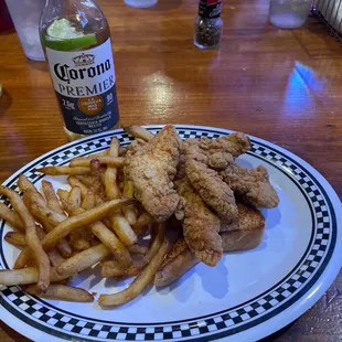Split this chicken platter with my friend. A total of 8 fingers! Fries are 7.5/10 tenders are 8.5/10 the