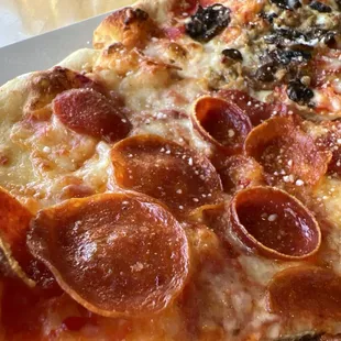 Pepperoni Slice Sausage &amp; Mushroom Slice