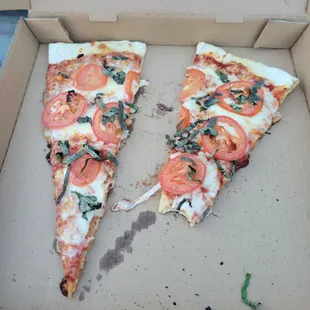 Hi max. Why did you give me a half size slice cut in half and act like that what you give everyone else all the time? I feel hurt. MAX, WHY