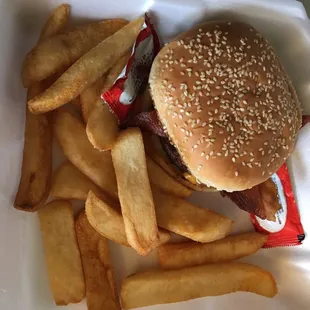Western Bacon BBQ Cheese Burger