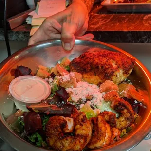 Salad with grouper and shrimp and goat cheese !!! Top notch !?