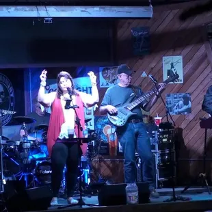 C-Rock'n it at Pete's Place