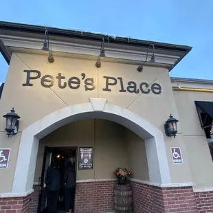 the entrance to pete's place