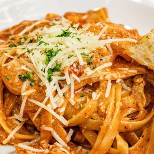 pasta dish, food, pasta