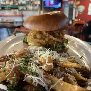 Pete's Brewhouse Burger