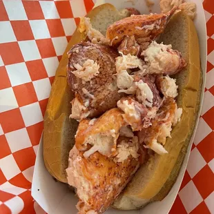 Lobster roll