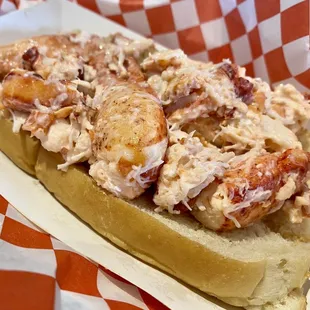 Yummy lobster roll!