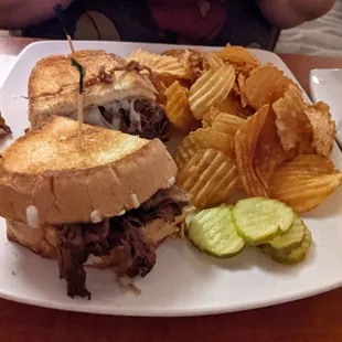 French dip and house made chips