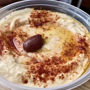 Hummus &amp; 2 Pitas
