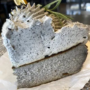 black sesame cheesecake - just ok