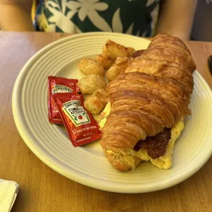 Bacon, Egg and Cheese Croissant