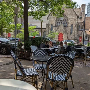 tables and chairs outside a restaurant