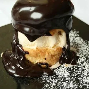 Giant Profiterole