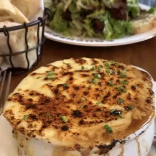 Soupe Loignon and Salade With Warm Goat Cheese toasts- fantastic 5 star