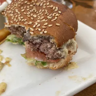 Perfectly medium rare fromage burger