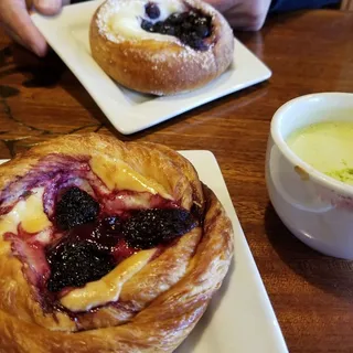 GH Marionberry Cheese Cake