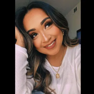 Sandra R.