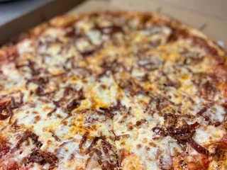 E Milano's Pizza House