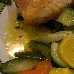 My food was swimming in grease and the bread pudding was burnt.