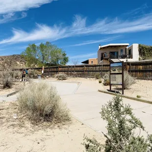 Piedras Marcadas Canyon flat trails